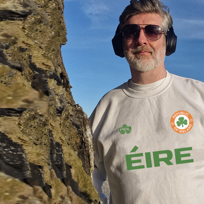 Éire Jumper White